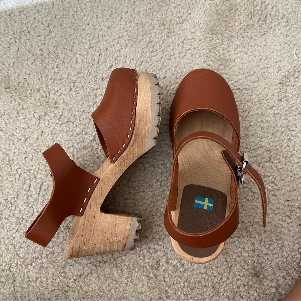 MIA Abba Clogs